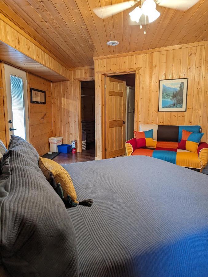 Sundance Country Lodge B&B Marlboro Екстериор снимка