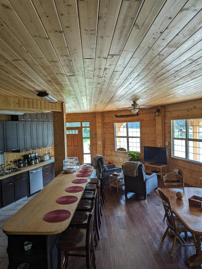 Sundance Country Lodge B&B Marlboro Екстериор снимка