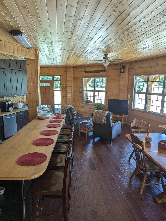 Sundance Country Lodge B&B Marlboro Екстериор снимка